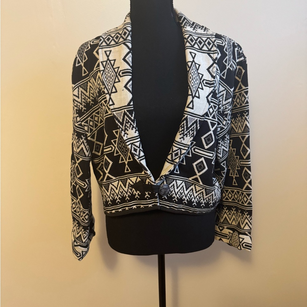 Sz M vintage Flashback southwest cropped black/white tapestry jacket NWOT🐸